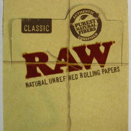raw classic rolling paper connoesseur 24ct/bx